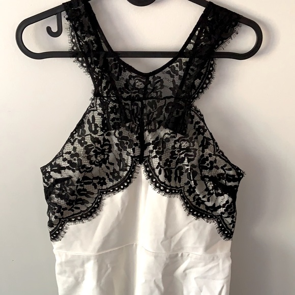 Guess black and white lace Dress - Picture 2 of 7